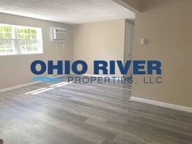 Building Photo - 600 Northwood Ct