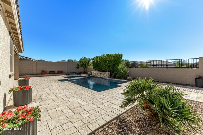 Building Photo - 17771 W Granite View Dr