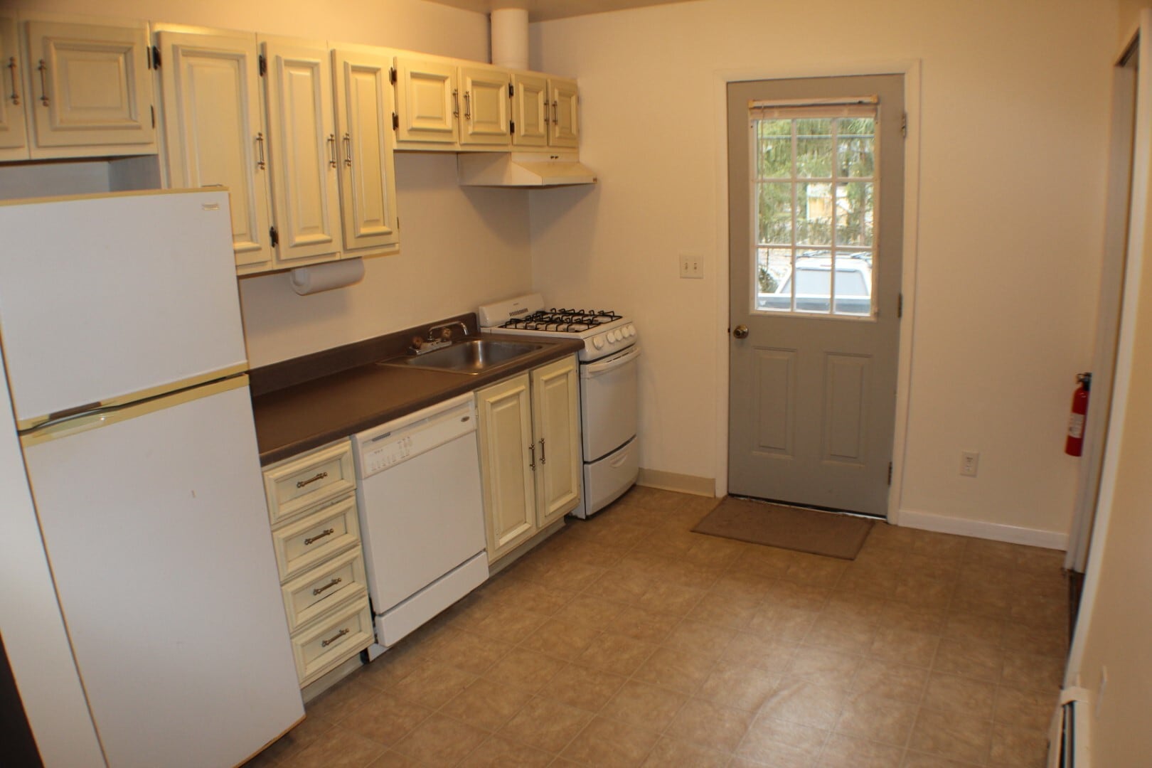 Kitchen - 120 Sapsucker Woods Road