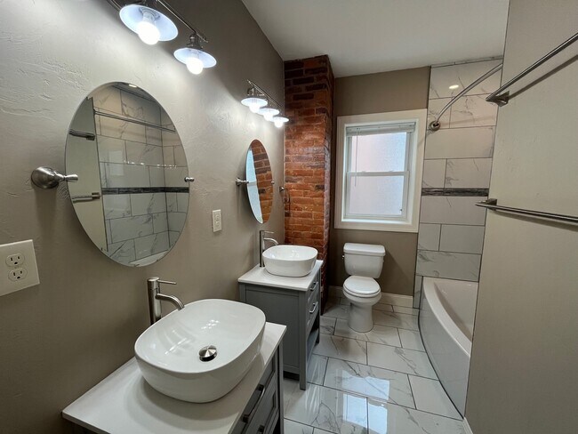 Building Photo - 6712 McPherson Blvd