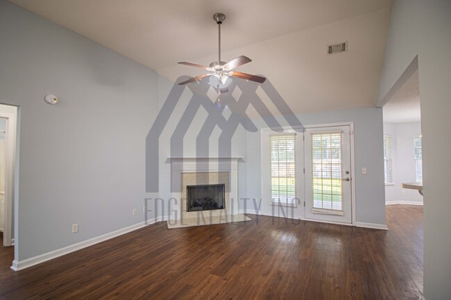 Building Photo - 174 Aquinnah Dr