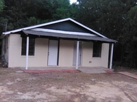Building Photo - 918 Williams St E