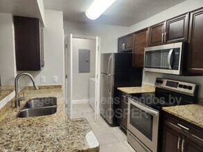 Building Photo - 5600 Devonbriar Way