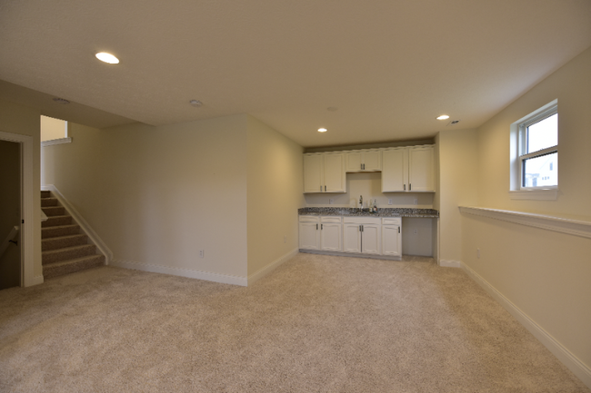 Building Photo - 4325 Harold Dr