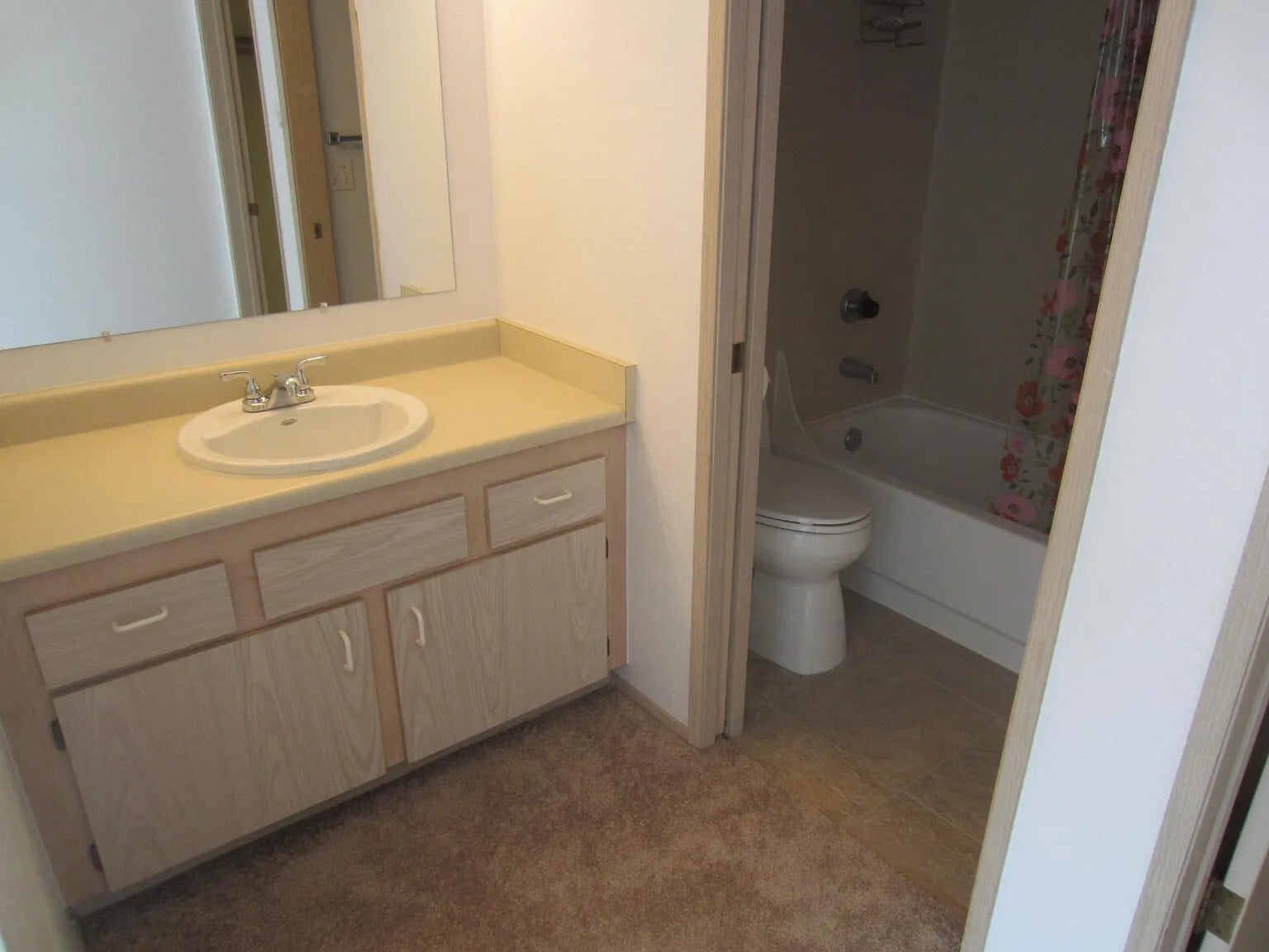 Building Photo - 19230 Forest Park Dr NE