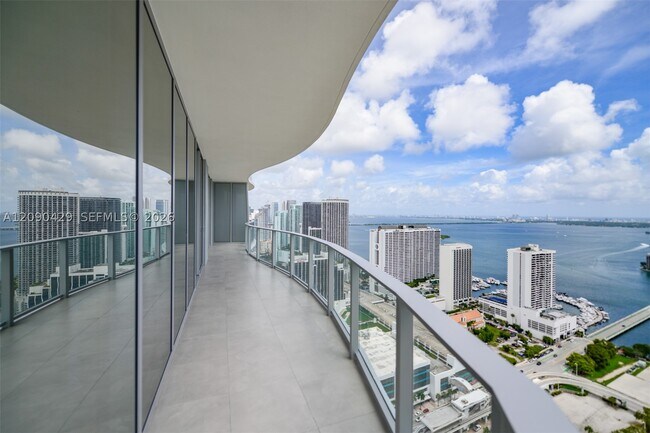 Building Photo - 1400 Biscayne Blvd