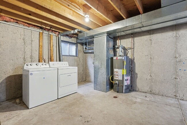 Building Photo - 4152 Charleston Dr