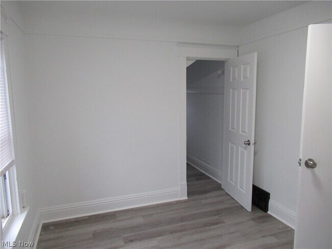 Building Photo - 378 Columbus St