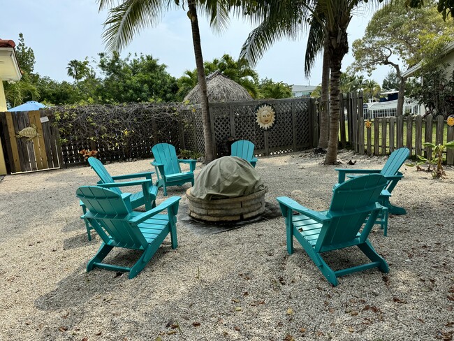 Fire pit area - 309 Calzada de Bougainville