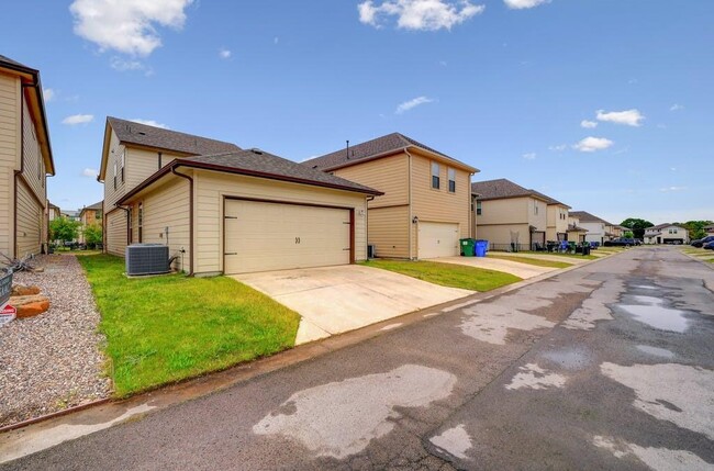 Building Photo - 188 Diamond Point Dr