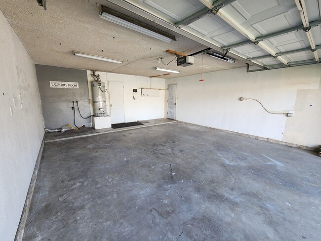 Building Photo - 3501 Adanac Ct