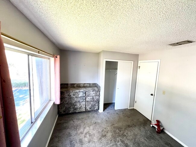 Building Photo - 7744 St Andrews Blvd