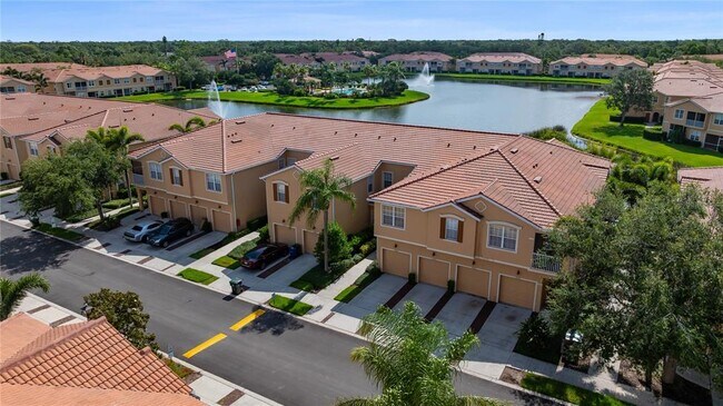 Building Photo - 3760 Parkridge Cir