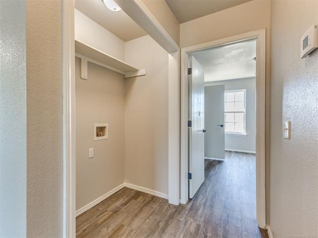 Building Photo - 1604 W Elm St