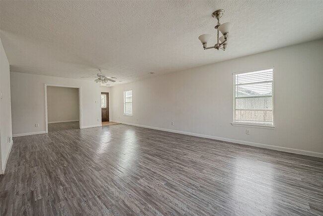 Building Photo - 29511 Legends Branch Ln