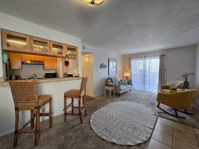 Building Photo - 941 Calle Mejia