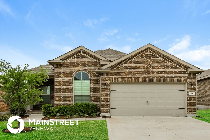 Primary Photo - 2519 Sunburst Dr