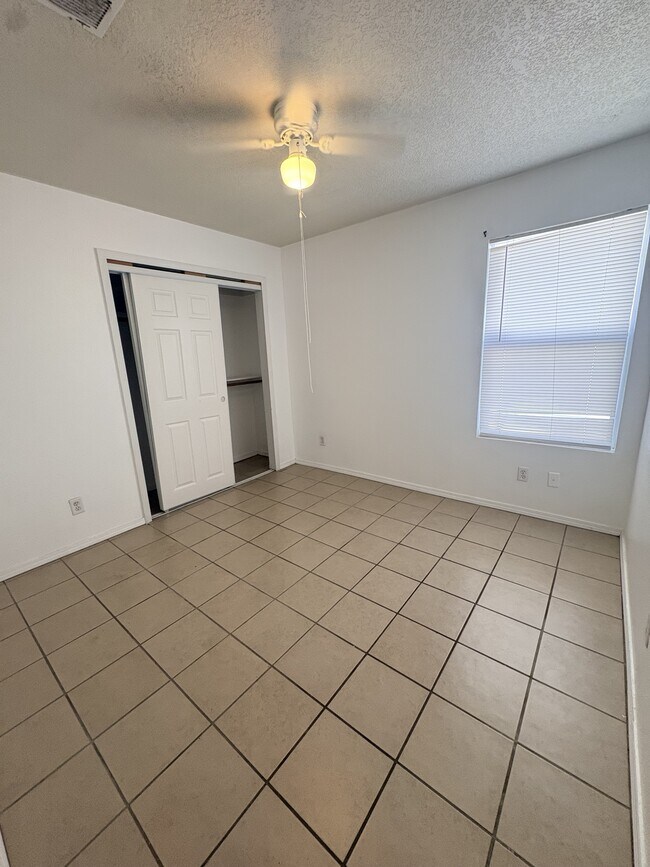 Building Photo - 8308 Vista Clara Ln SW