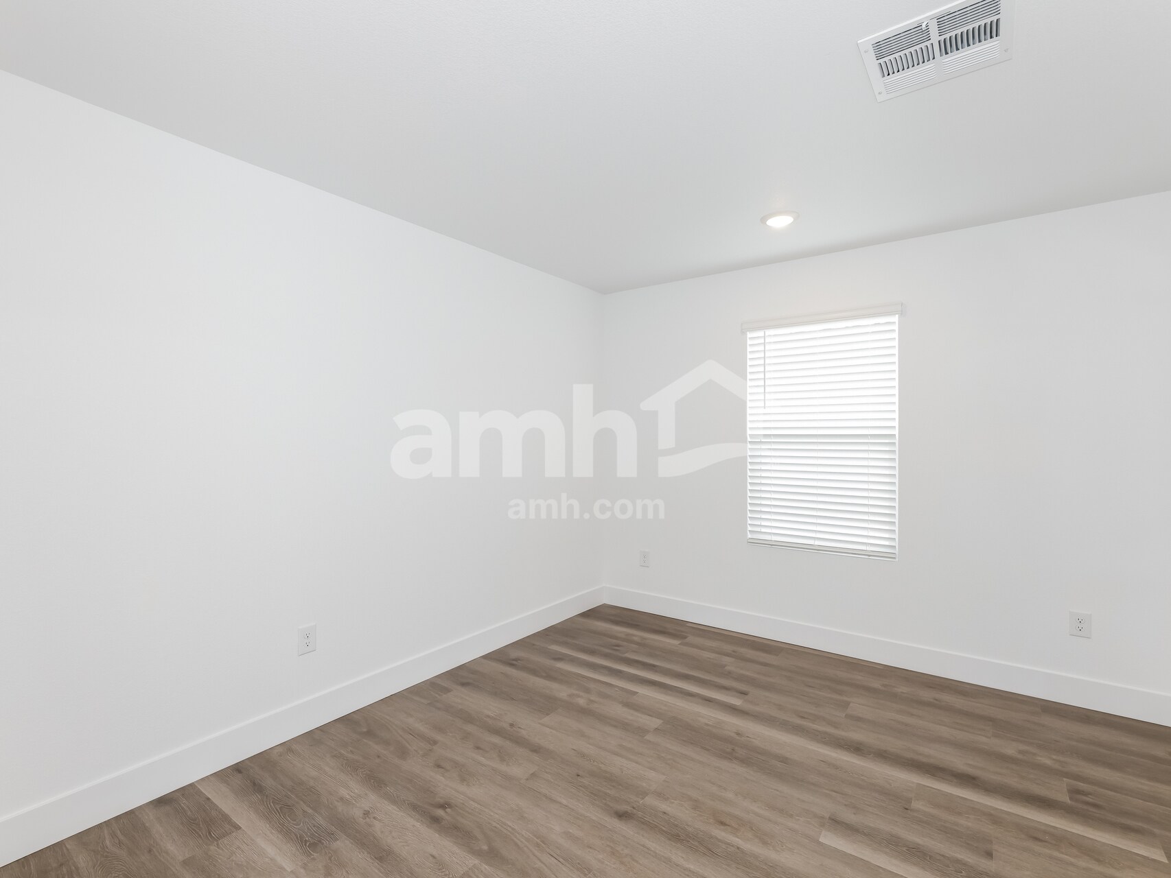 Building Photo - 9486 Aldersyde Dr
