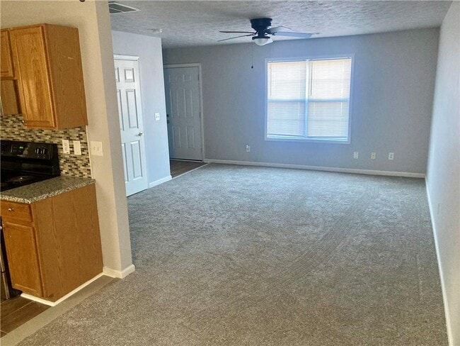 Building Photo - 625 Baron Dr