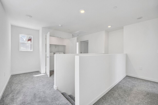 Building Photo - 7725 Forestdale Wy