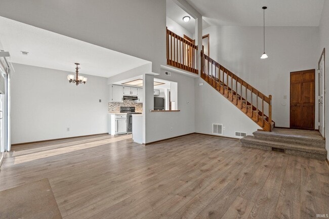 Building Photo - 6104 Crofton Dr
