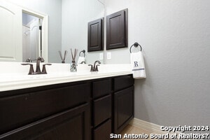 Building Photo - 8106 Night Bluff Dr