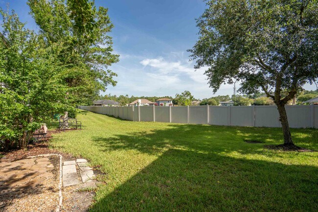 Building Photo - 313 Scrub Jay Dr
