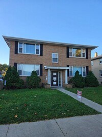 Building Photo - 4333 Britta Dr