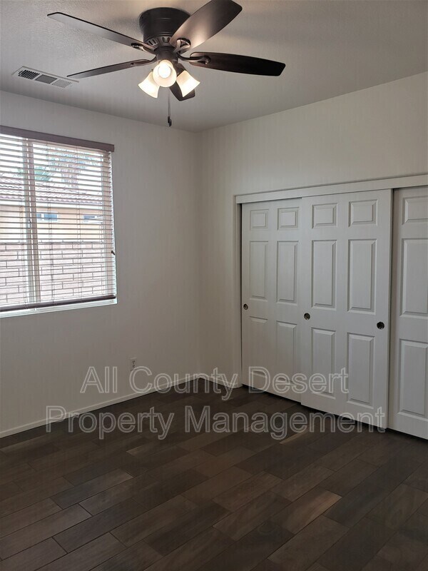 Building Photo - 37853 Avon St