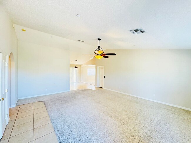 Building Photo - 3Bedroom/2Bathroom Coming soon July 2025!