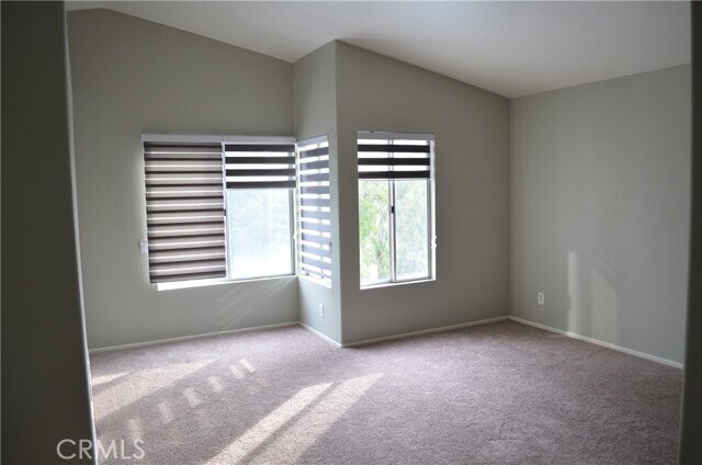Building Photo - 323 S Larkwood St