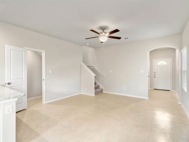 Building Photo - 7927 Dial Ike Dr