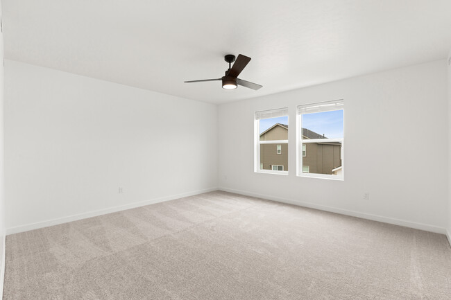 Building Photo - 6658 W Aileron St