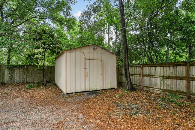 Building Photo - 4572 Kelly Ln