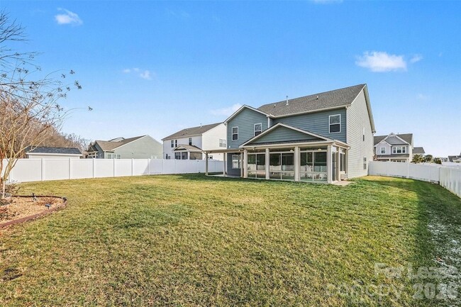 Building Photo - 2120 Katie Alice Cir