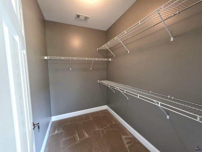 Building Photo - 412 Nandina Ct