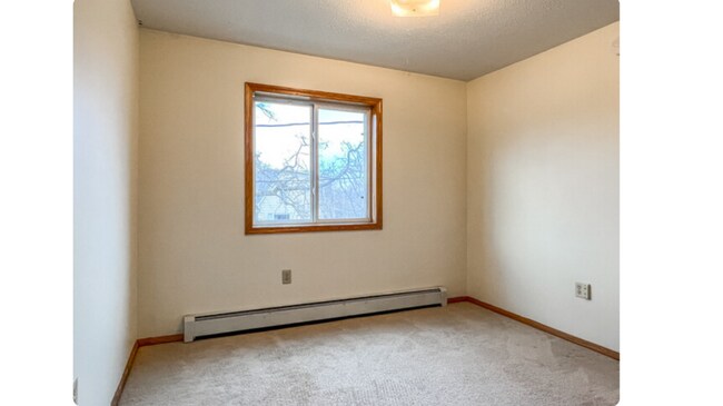 Building Photo - 2210 Longyear Ave