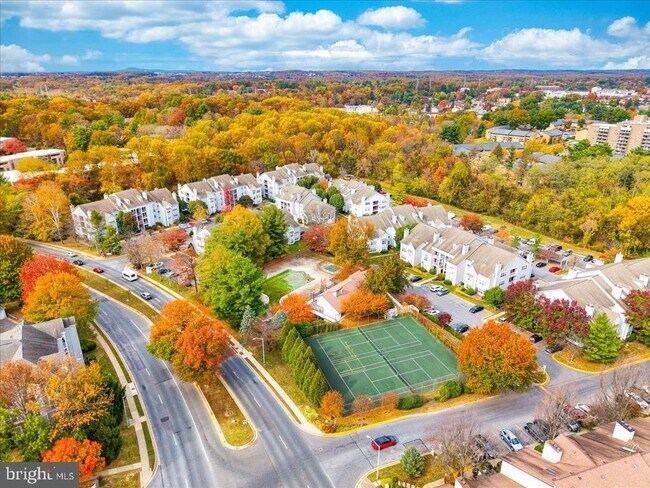 Building Photo - 9901 Boysenberry Way