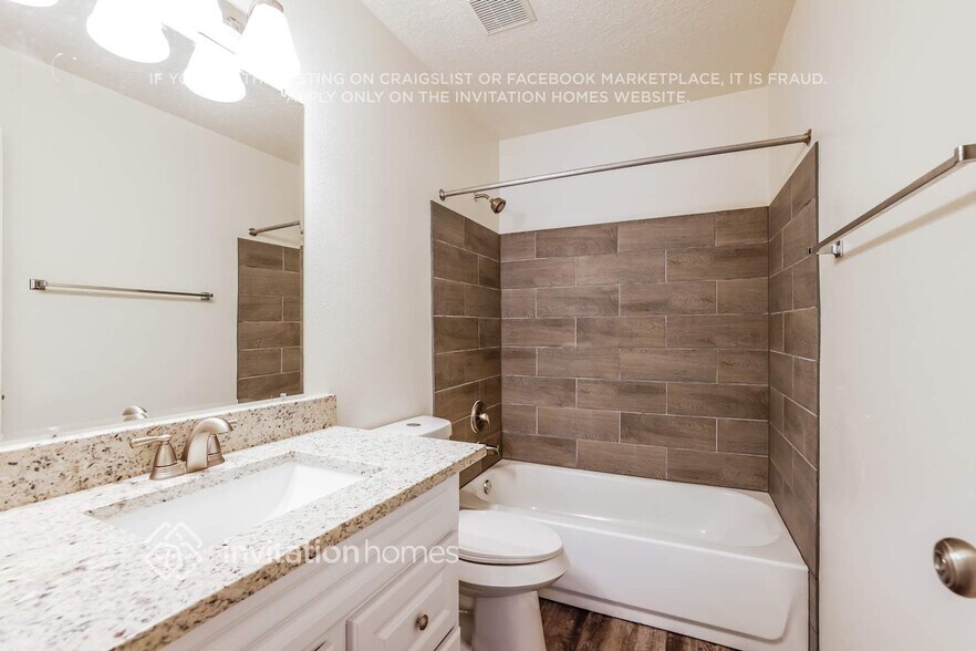 Building Photo - 5741 Forest Timbers Dr