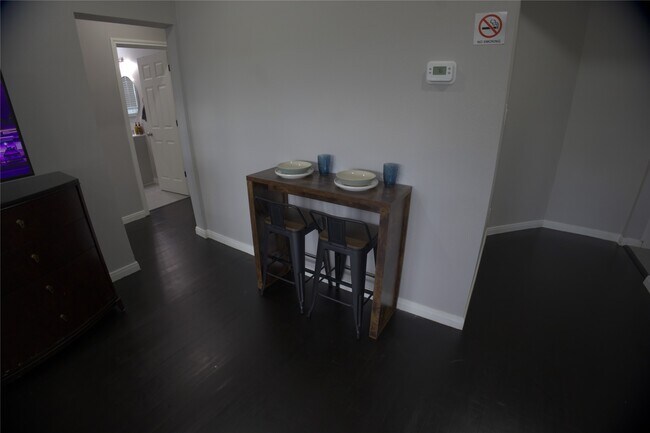 Building Photo - 2824 Blodgett St