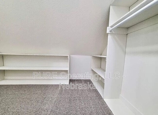 Building Photo - 1402 Dorcas St