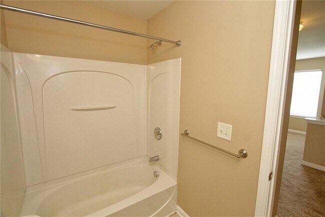 Building Photo - 4739 Autumn Rose Trail