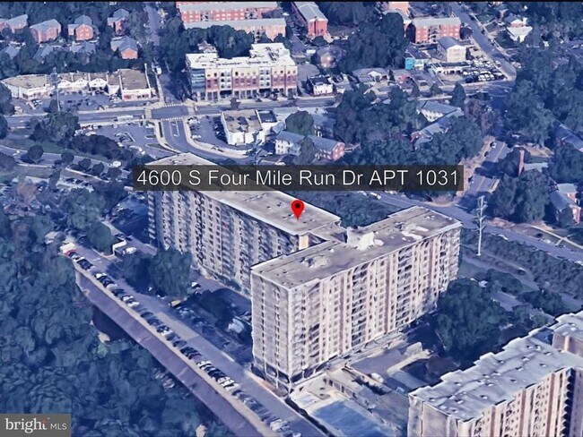 Building Photo - 4600 S Four Mile Run Dr