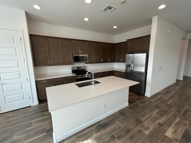 Building Photo - 25509 N 149th Ave