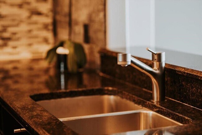 Building Photo - 8761 The Esplanade