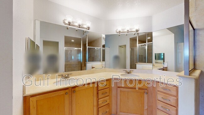 Building Photo - 2715 Terra Ceia Bay Blvd