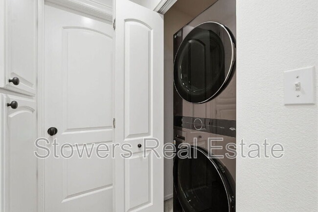 Building Photo - 500 Churchill Downs Ct