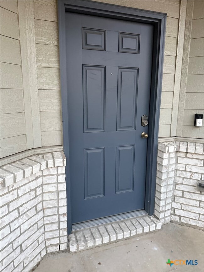 Building Photo - 328 Havarti Wy