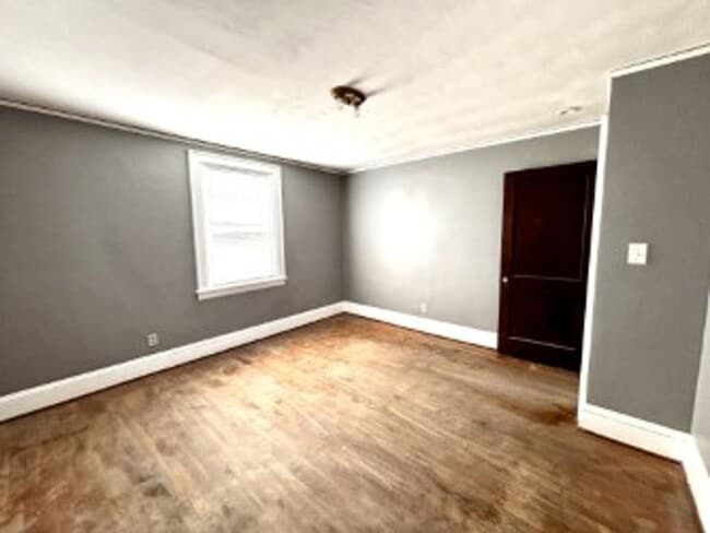 Building Photo - Ingleside